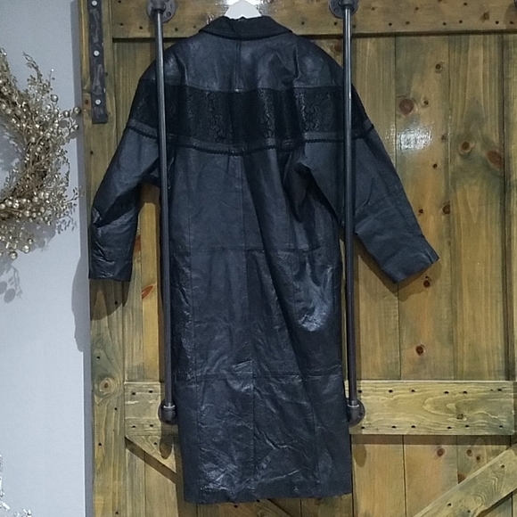 100% LEATHER SUEDE BLACK TRENCH COAT MARBLE PEBBLE MAXI LONG MOBWIFE GRUNGE GOTH - Picture 9 of 16